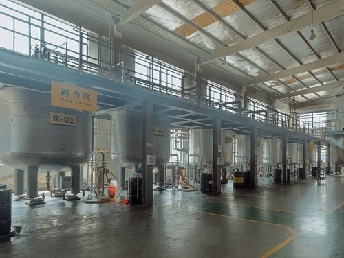 潤滑油調配車間